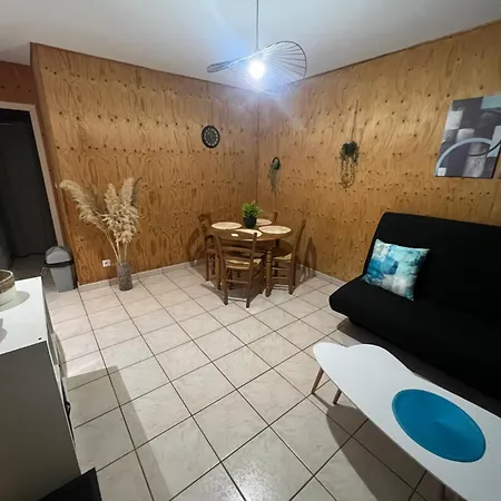 בית נופש Les Pieds Dans L'o 50a ז'יפמוגיפומון-שמפובר